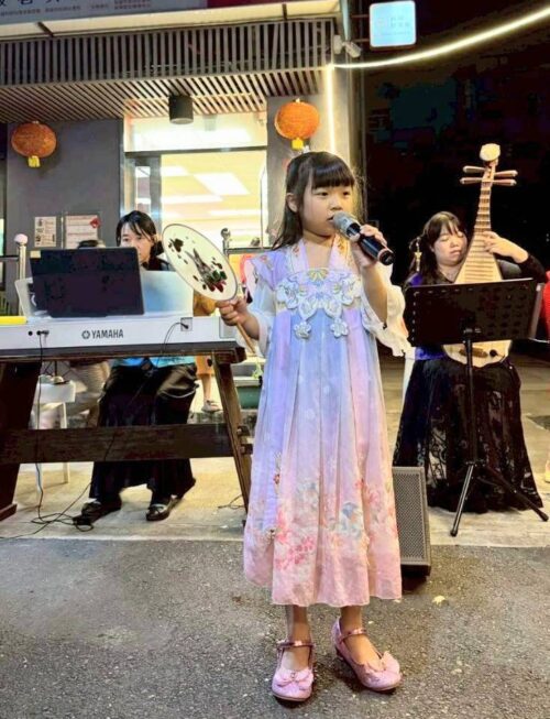 大同社宅青年戶與前金國小國樂社組團，演奏跨世代經典歌曲