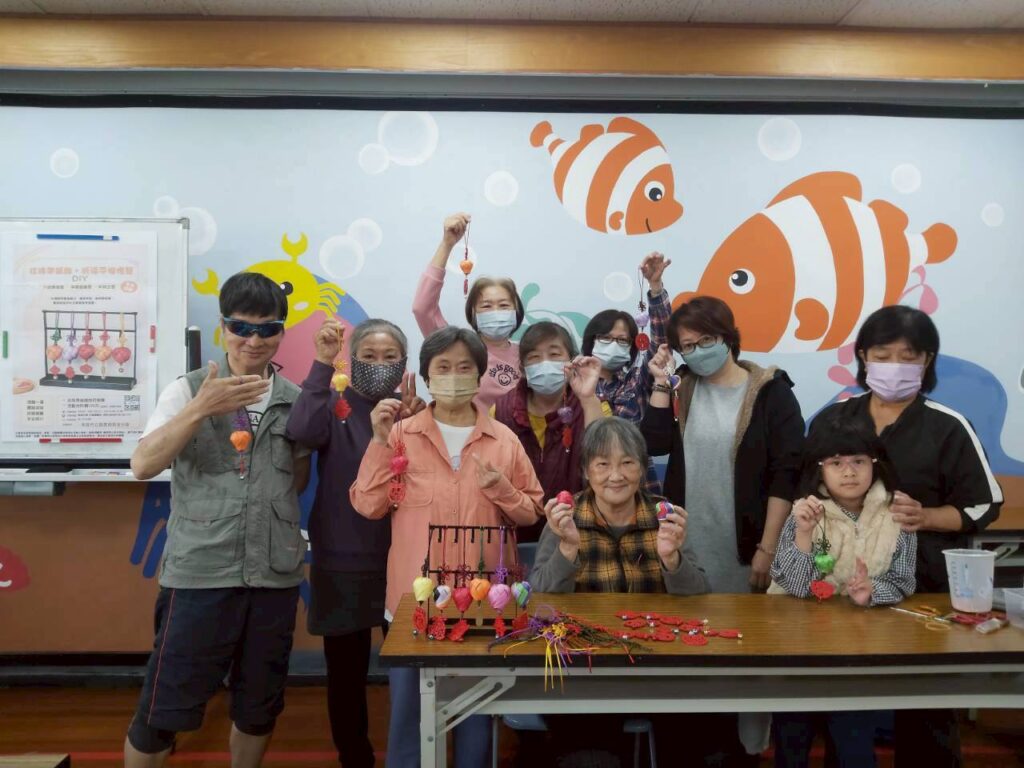 ���ʫ᪺�j�X��