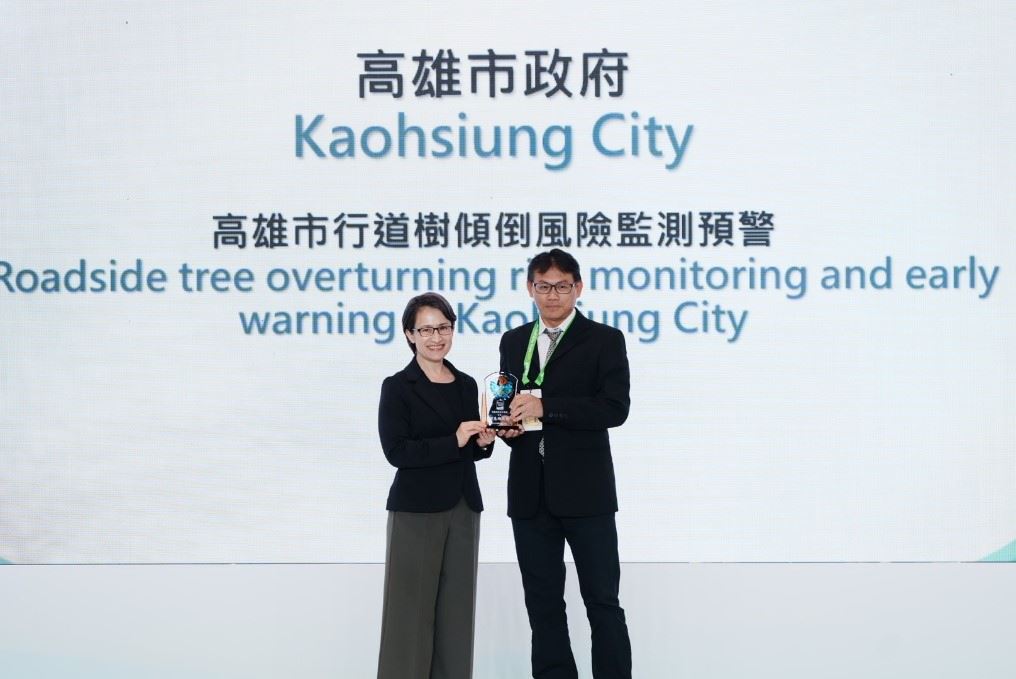 31a0f6a1-4e41-432f-8fac-8ce36121d5b4