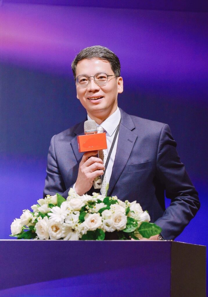 7fe7499f-e8b9-45c0-a4a9-16af9b19d1c0