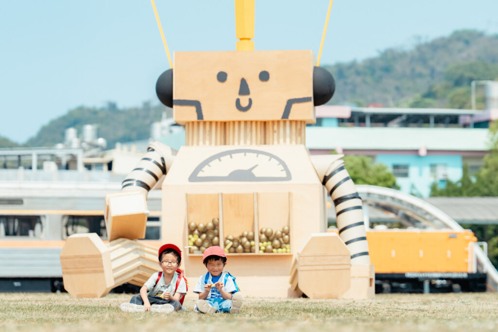 PressRelease_1_駁二兒童節推「Big_Surprise！驚嘆號小島！」限定活動，邀請親子家庭度過快樂假期。