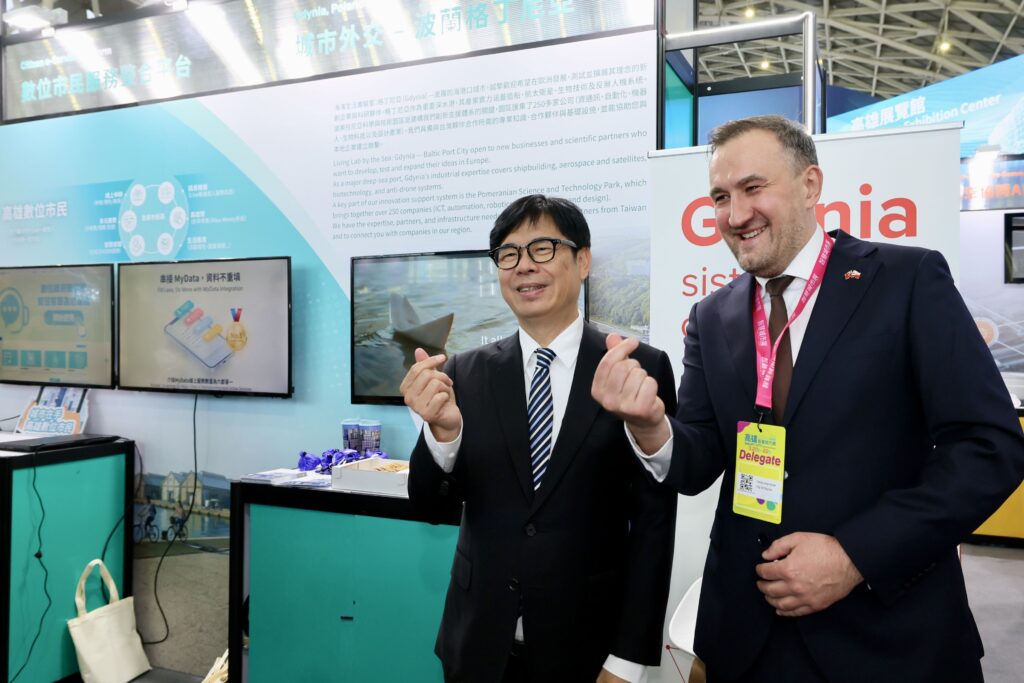 ce2e3131-bb66-4682-9820-449c305c65e3