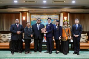 f293fba3-394a-49d8-9047-421f16182afb