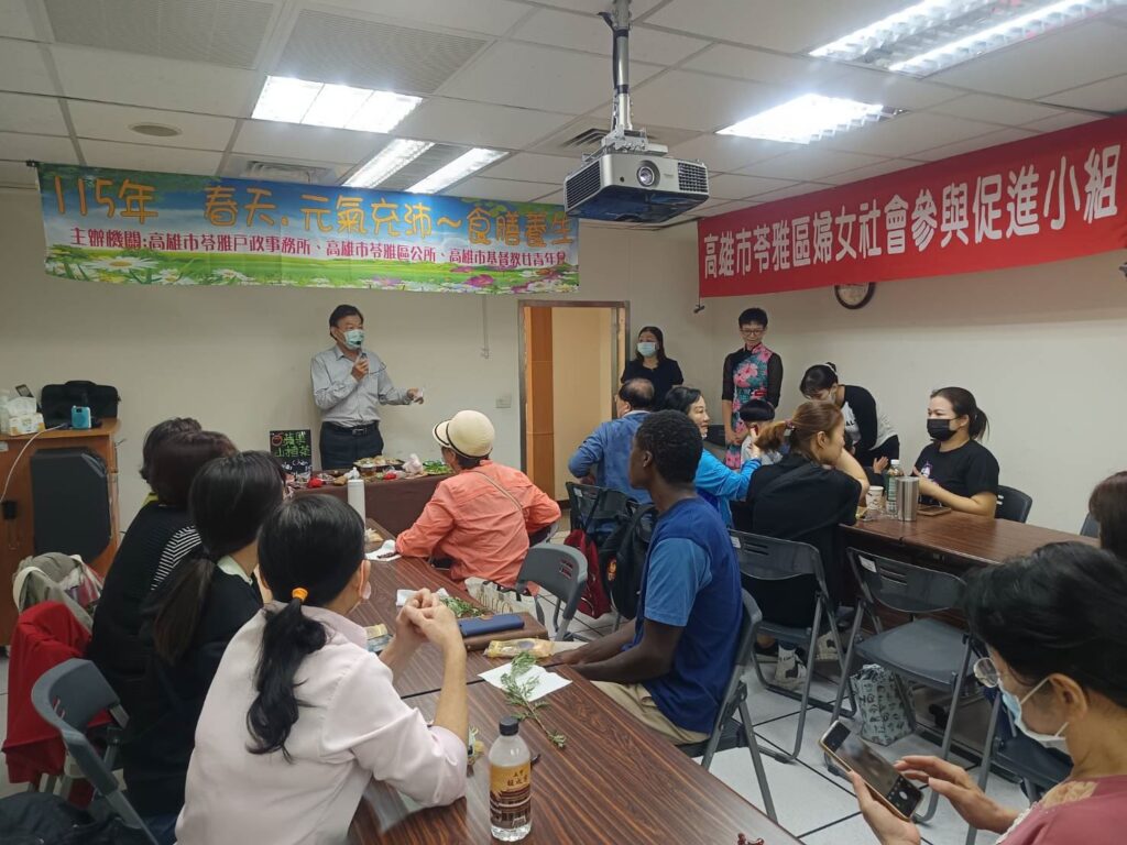 圖1-苓雅戶政事務所主任歐劍君致詞照