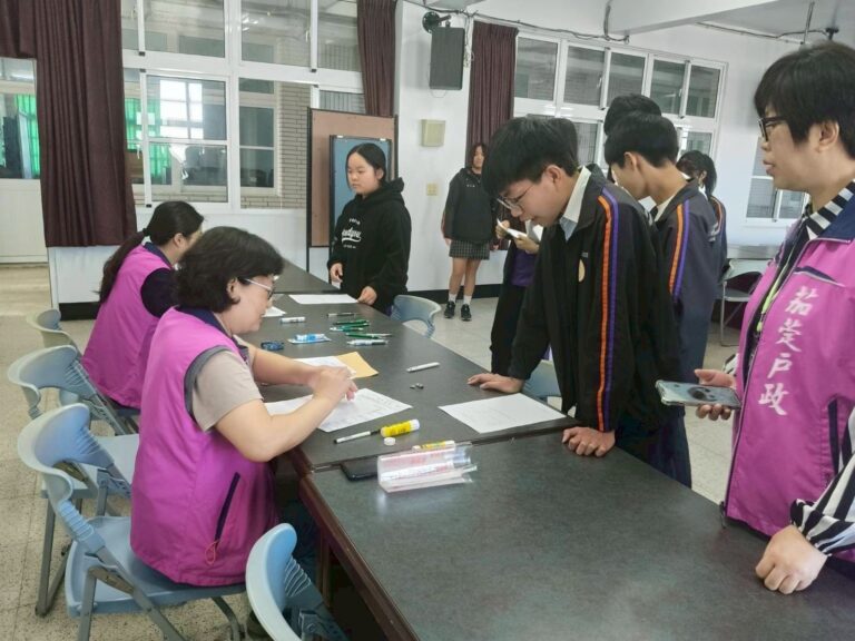 茄萣戶政受理國中身分證相片3