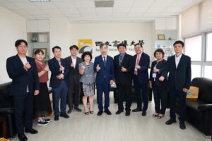 0D8A1227_Press_ReS45_0409