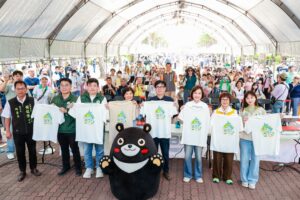 1150418通稿_(4)響應2026世界地球日，陳其邁號召大小朋友從日常落實減塑與低碳行動，攜手為地球盡一份心力。