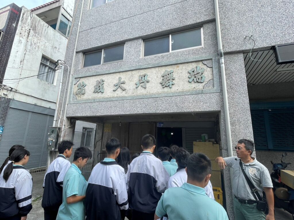 3c147a6f-cc70-4578-82db-280506ae65e7