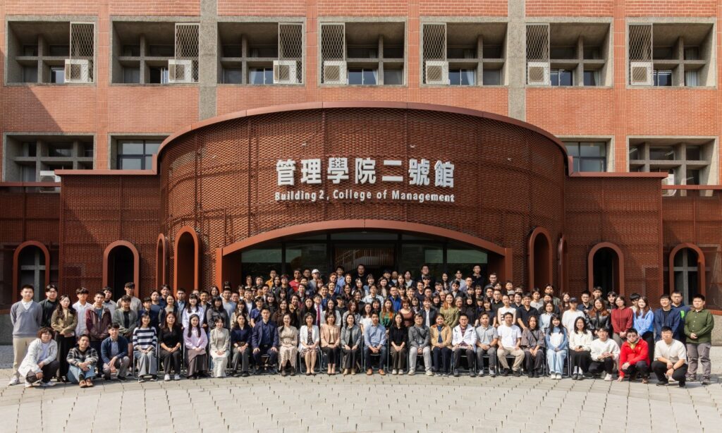 6e220d5a-0b79-44d7-ab2d-3fc332694b68