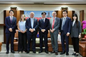 e3dc605f-ade3-4d93-92bb-26cfc6b5931b