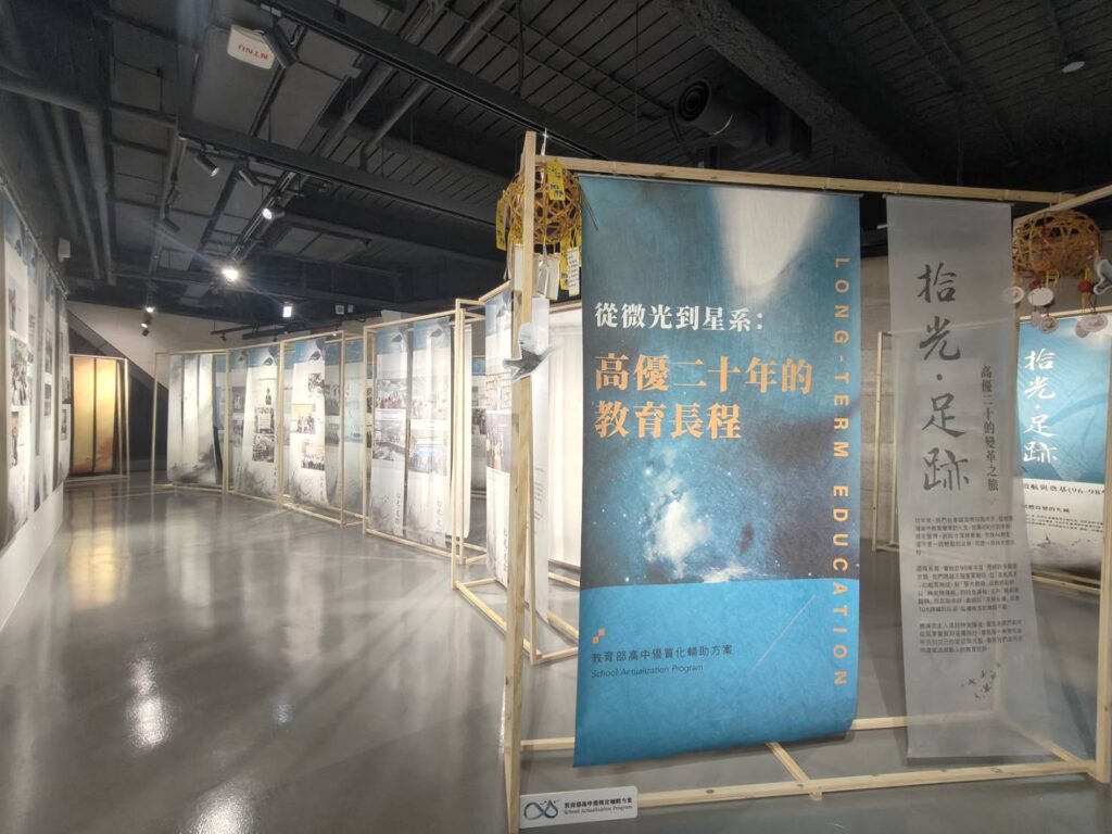 ef75c805-3cac-4289-bf69-1f2aaca0ab34