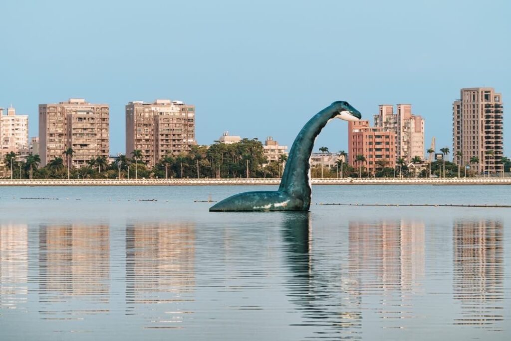 圖說6-日本DINO-A透過精密機械與讓恐龍以逼真姿今年除了衛武營湖與駁二也有設