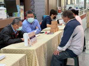 通發-圖3_斗六就業中心0422(三)徵才活動，邀請5家廠商共釋出30個職缺。