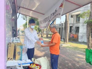 3.提供街友消暑飲用水等物資