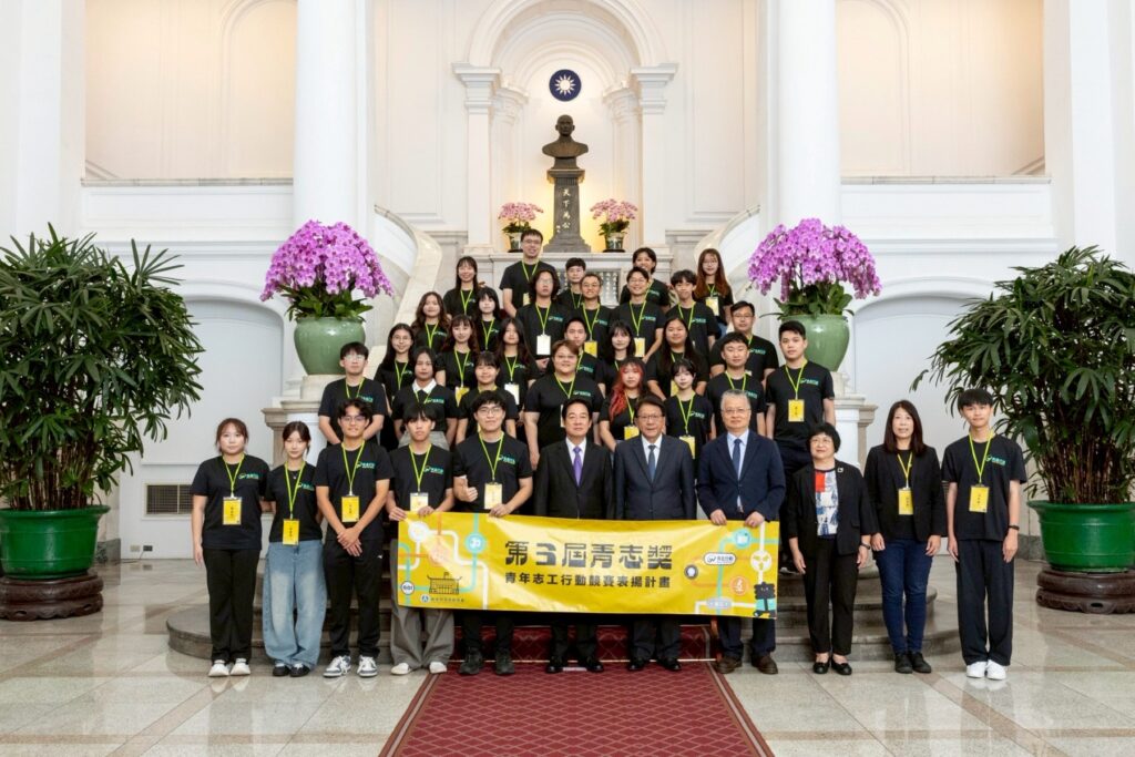 928922ea-3ab0-4043-bbf1-724ef69eecf2