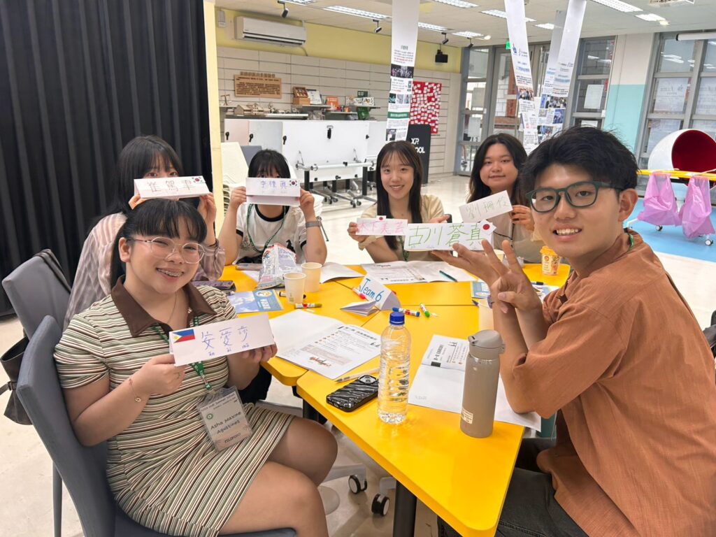 10._115.8.5_中文課-小組合照-02