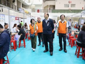 1150822勞工局_55家企業逾千工作機會聯合徵才_勞工局助市民解鎖職涯新未來[訓就中心]_(1)_0